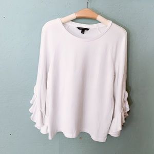 Banana Republic ruffled sleeves knit top